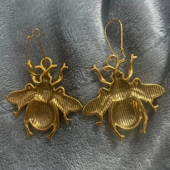 Anthropologie Queen Bee Lucky Gold Earrings - Picture 10 of 17